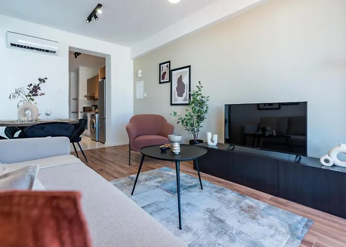 Daire Vanilla's Prime 1-bedroom In Larnaca